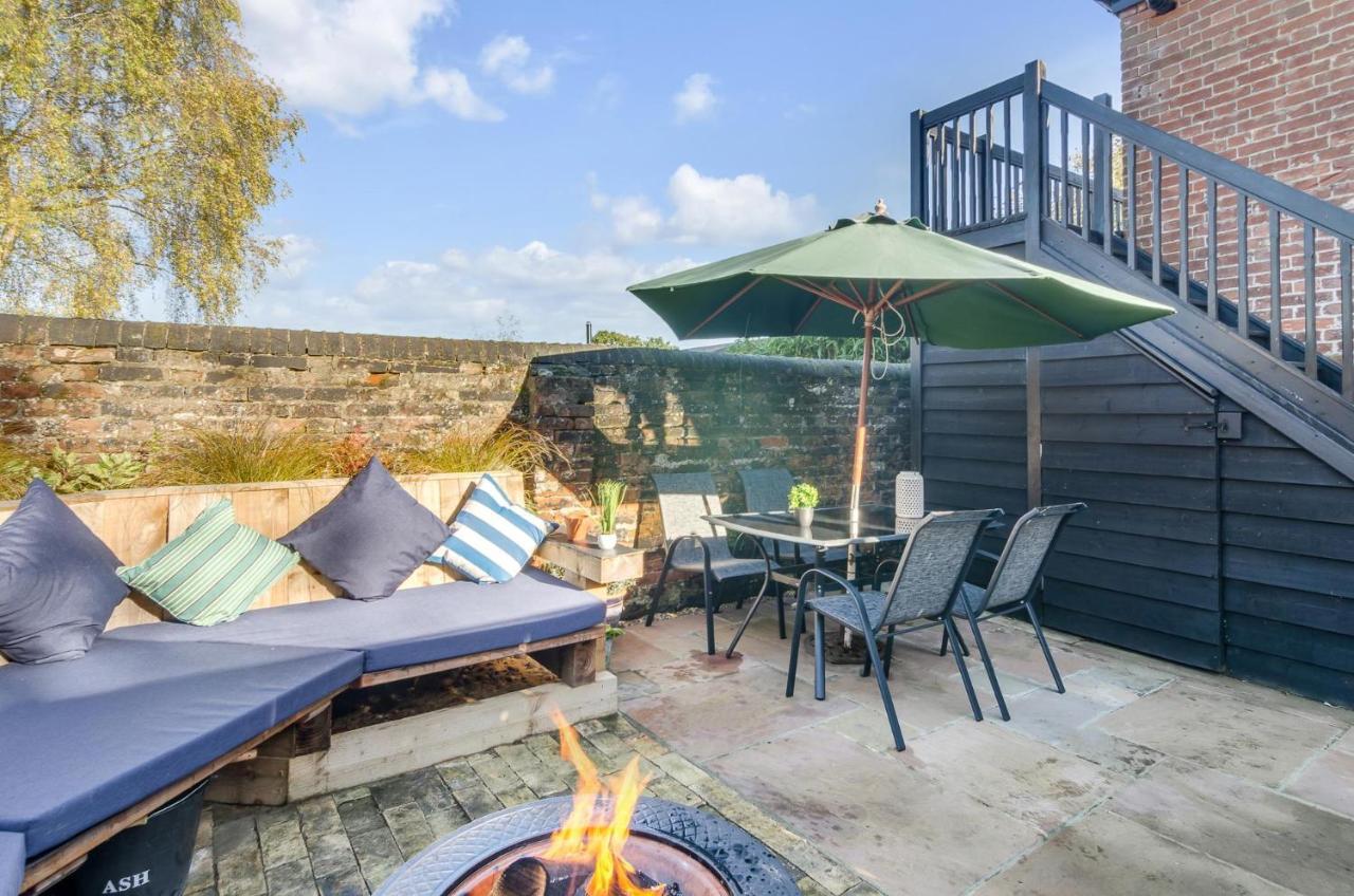 Cosy Pet Friendly Victorian Coachhouse Near Nature Walks On Norfolk Broads, With Fire Pit, Bbq & Alpacas Villa Ranworth Luaran gambar